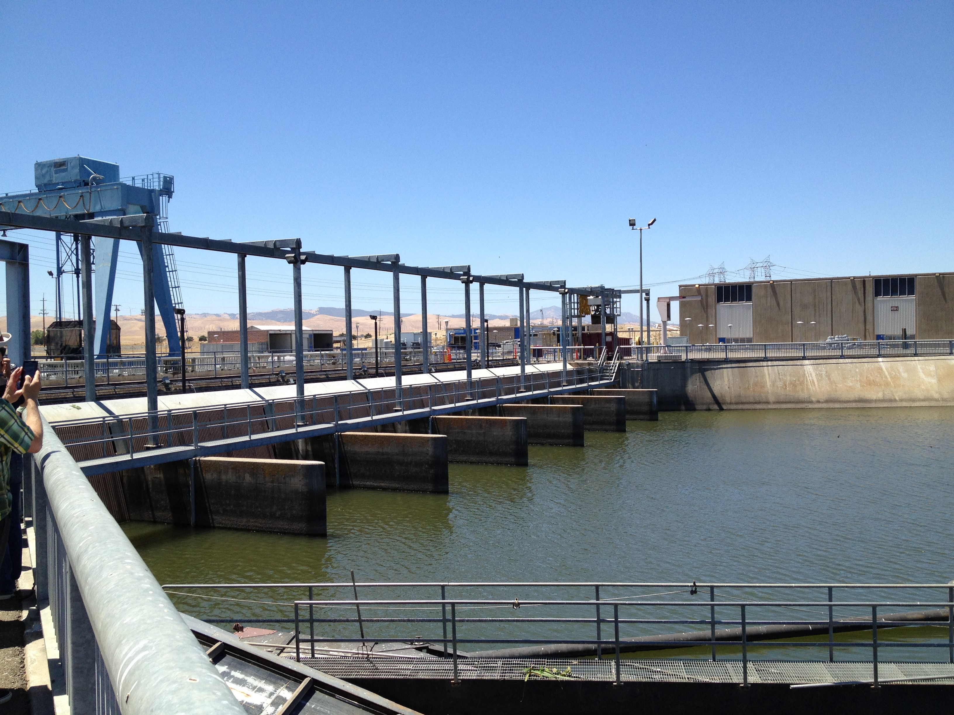 Delta fish facility at pumping plant